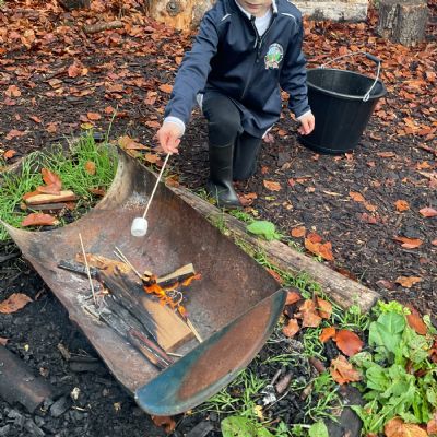 Forest School - Year 1&2 - Mrs Mort - Den Building and Introduction